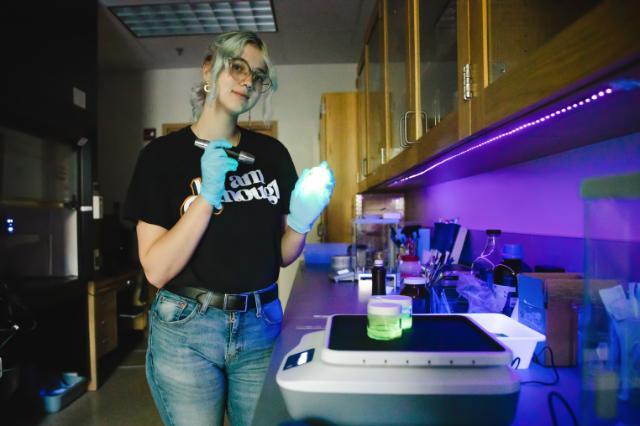 Mira Strong ’28 working in the lab